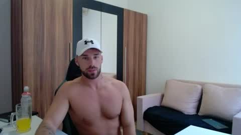 darius_94 online show from 28, 7, 2026