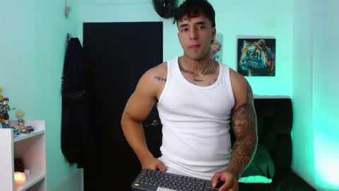 Darius Phoenix  online show from 5, 5, 2026