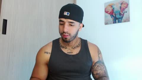 Darius Phoenix  online show from 25, 6, 2026