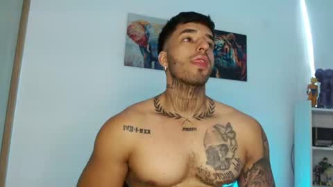 Darius Phoenix  online show from 26, 6, 2026