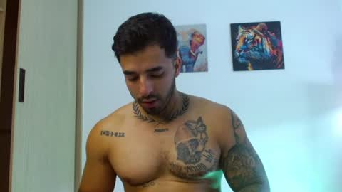 Darius Phoenix  online show from 3, 7, 2026