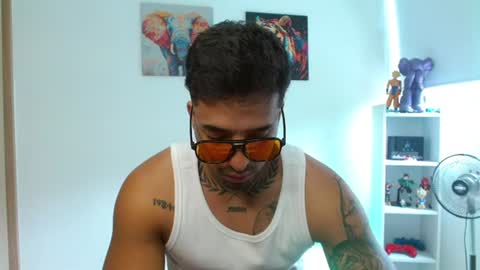 Darius Phoenix  online show from 19, 7, 2026