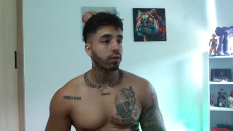 Darius Phoenix  online show from 22, 7, 2026