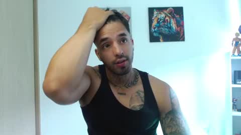 Darius Phoenix  online show from 27, 7, 2026