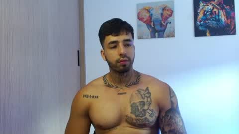 Darius Phoenix  online show from 31, 7, 2026