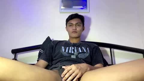 Snapshot of dark_angel69x chatting on 15, 12, 2025 Guile online show from 15, 12, 2025