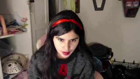 Moony online show from 5, 12, 2024