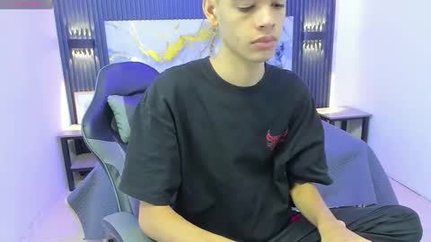 Snapshot of dark_desiree18 chatting on 1, 2, 2026 DARCK online show from 1, 2, 2026