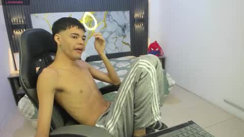 Snapshot of dark_desiree18 chatting on 23, 2, 2026 DARCK online show from 23, 2, 2026