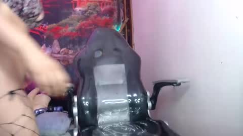 dark_doll5 online show from 16, 1, 2025