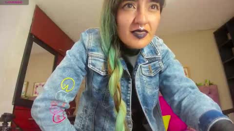 dark_dominika online show from 18, 11, 2025