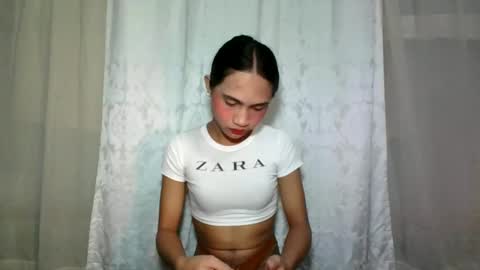 Snapshot of dark_hurohuro19 chatting on 10, 12, 2024 LIANNA online show from 10, 12, 2024
