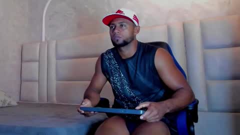 Snapshot of dark_lennox chatting on 16, 3, 2026 Lenox online show from 16, 3, 2026