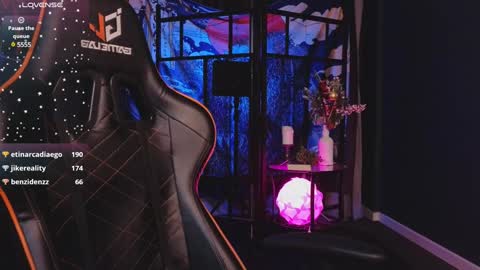 Vamp  online show from 22, 1, 2025