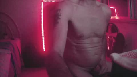 Snapshot of darkdance chatting on 6, 1, 2025 freak soul online show from 6, 1, 2025