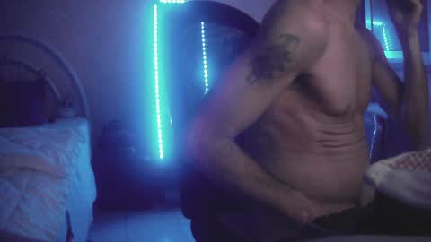 Snapshot of darkdance chatting on 2, 2, 2025 freak soul online show from 2, 2, 2025