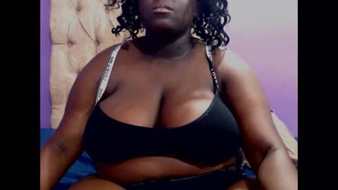 Snapshot of darkgiantmelanin chatting on 12, 1, 2026 darkgiantmelanin online show from 12, 1, 2026