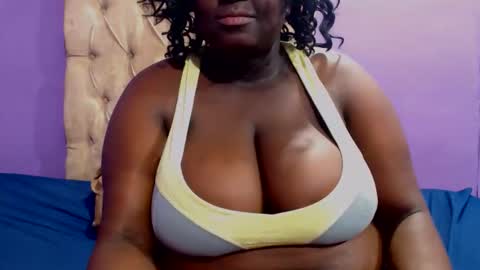 Snapshot of darkgiantmelanin chatting on 13, 1, 2026 darkgiantmelanin online show from 13, 1, 2026