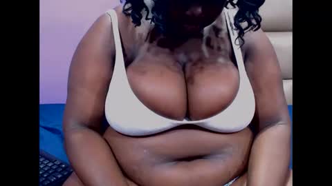 Snapshot of darkgiantmelanin chatting on 6, 2, 2026 darkgiantmelanin online show from 6, 2, 2026