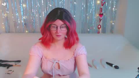 Snapshot of darkheto chatting on 8, 2, 2025 Kelly online show from 8, 2, 2025