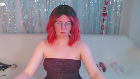 Snapshot of darkheto chatting on 9, 2, 2025 Kelly online show from 9, 2, 2025