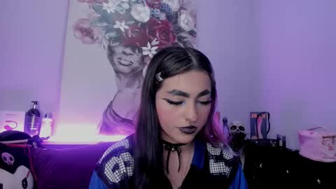 Snapshot of darki_shine_ chatting on 1, 3, 2026 cleitlin vinson online show from 1, 3, 2026