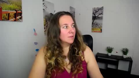 Snapshot of darklure_ chatting on 15, 10, 2025 Anna online show from 15, 10, 2025