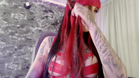 Snapshot of darkly_waxx chatting on 4, 12, 2024 New account.  Help me reach 100 thumbs up  online show from 4, 12, 2024