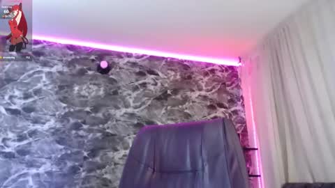 Snapshot of darkly_waxx chatting on 15, 2, 2025 New account.  Help me reach 100 thumbs up  online show from 15, 2, 2025