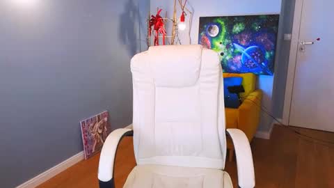 darkmoon____ online show from 10, 9, 2025