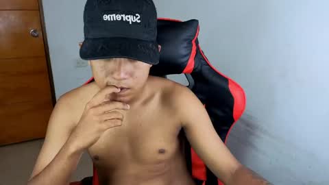 darknigthx online show from 6, 4, 2026