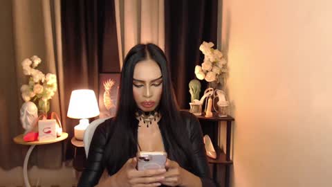 HAPPY BIRTHDAY MISTRESS MADRIANA online show from 30, 1, 2025