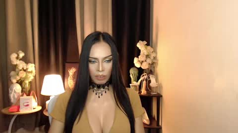 HAPPY BIRTHDAY MISTRESS MADRIANA online show from 2, 2, 2025