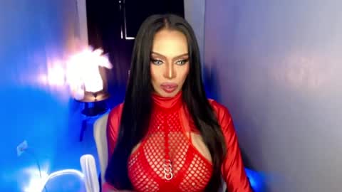 HAPPY BIRTHDAY MISTRESS MADRIANA online show from 5, 5, 2026