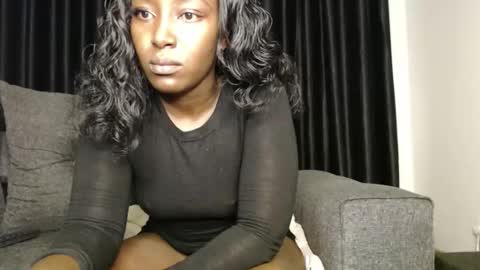 darktanqueen online show from 1, 12, 2025