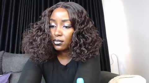 Snapshot of darktanqueen chatting on 15, 6, 2026 darktanqueen online show from 15, 6, 2026