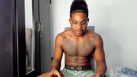 Snapshot of darktemp_ chatting on 5, 3, 2026 Darktemp online show from 5, 3, 2026