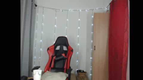 Snapshot of darlingbigcoc_23 chatting on 22, 7, 2026 darling online show from 22, 7, 2026