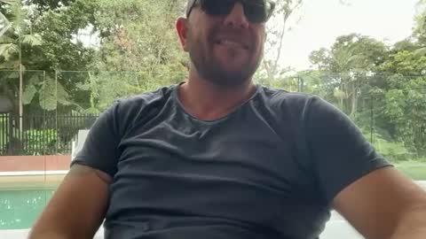 dartanian0001 online show from 13, 10, 2025