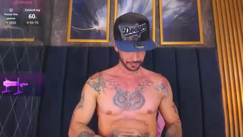 darwin_horny2 online show from 6, 5, 2026