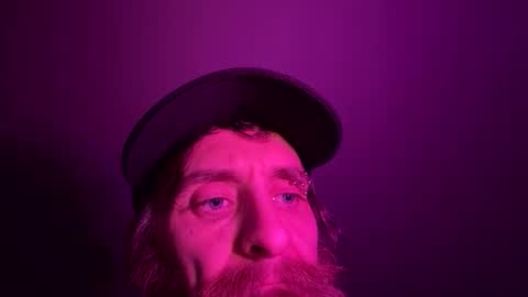 Snapshot of datitude chatting on 20, 3, 2026 datitude online show from 20, 3, 2026