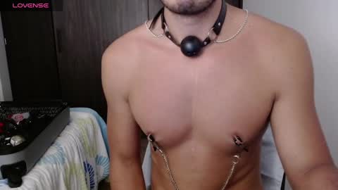 Snapshot of dave02_ chatting on 6, 1, 2025 David online show from 6, 1, 2025