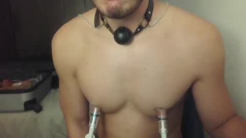 Snapshot of dave02_ chatting on 28, 2, 2025 David online show from 28, 2, 2025