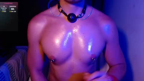 Snapshot of dave02_ chatting on 23, 9, 2025 David online show from 23, 9, 2025