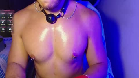 Snapshot of dave02_ chatting on 25, 9, 2025 David online show from 25, 9, 2025