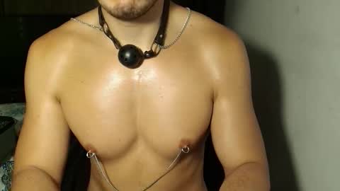 Snapshot of dave02_ chatting on 12, 10, 2025 David online show from 12, 10, 2025