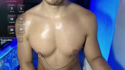 Snapshot of dave02_ chatting on 14, 10, 2025 David online show from 14, 10, 2025