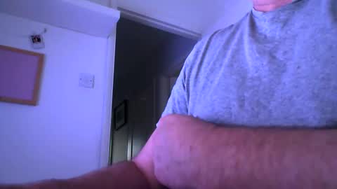 davesu12345 online show from 10, 2, 2025