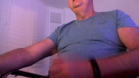 davesu12345 online show from 15, 12, 2025