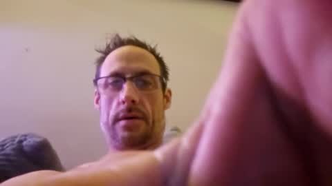 david1982yesyes online show from 8, 5, 2026